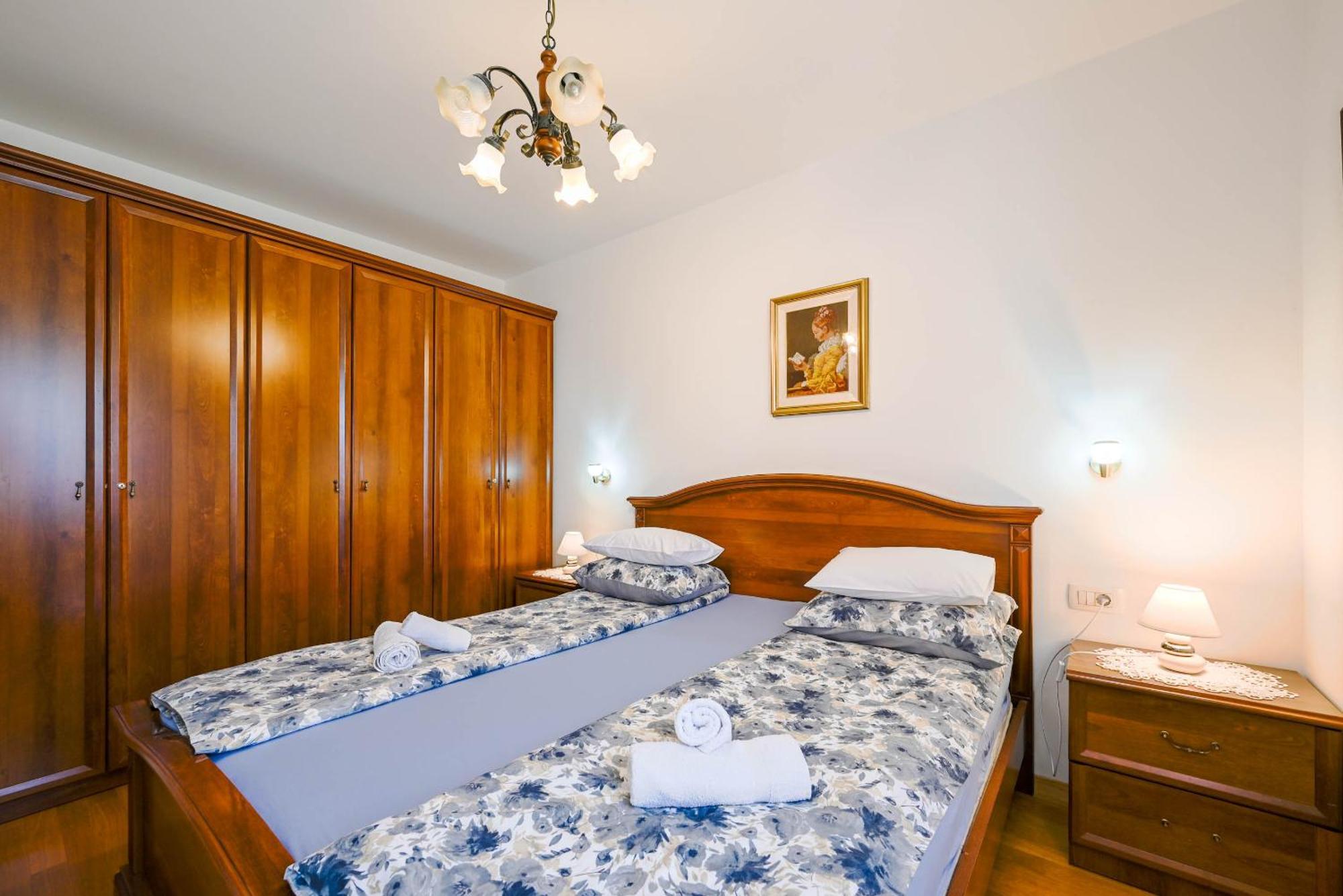 Emma Apartmán